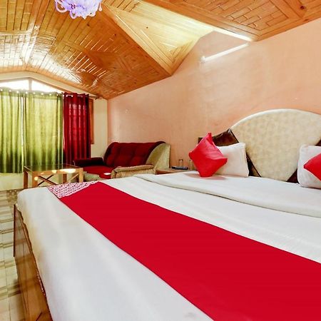 Oyo Hotel C 西姆拉 外观 照片