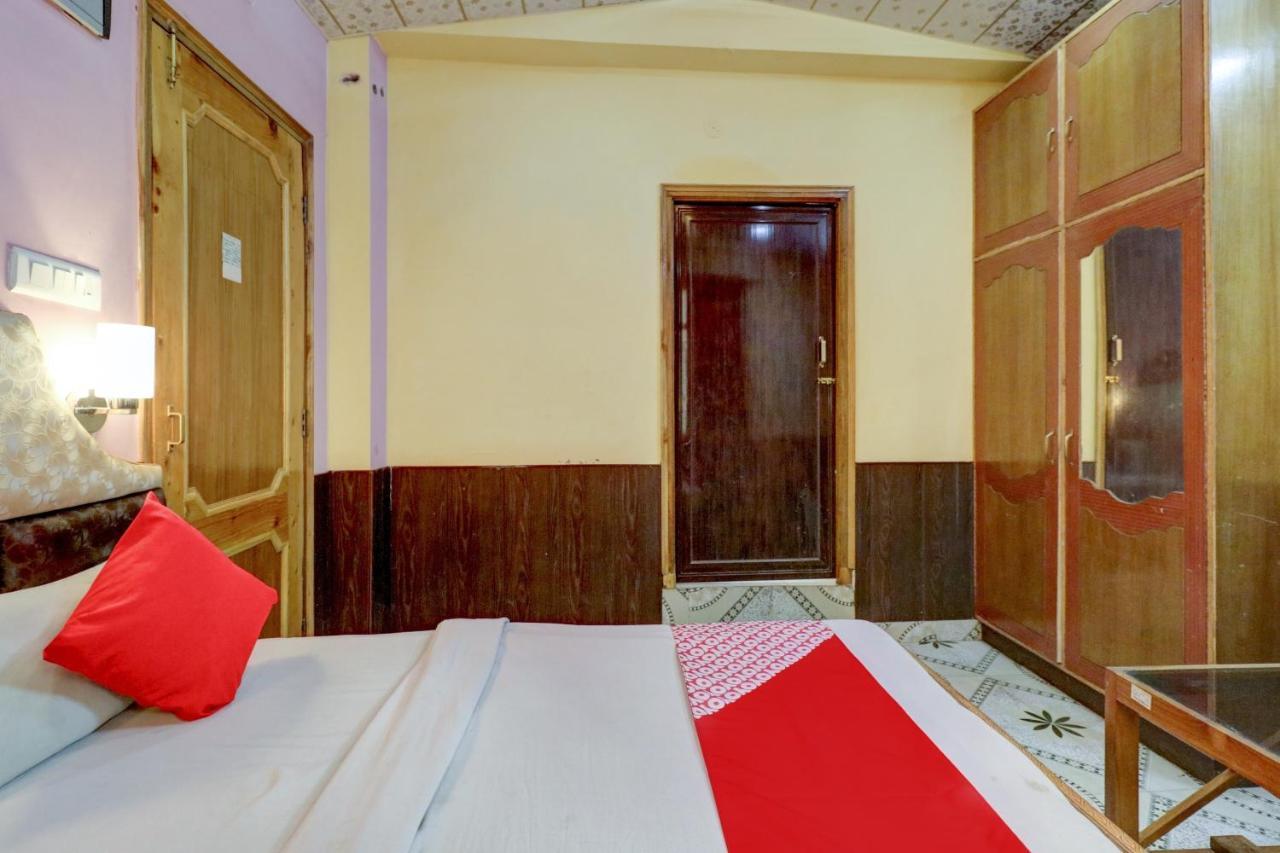 Oyo Hotel C 西姆拉 外观 照片